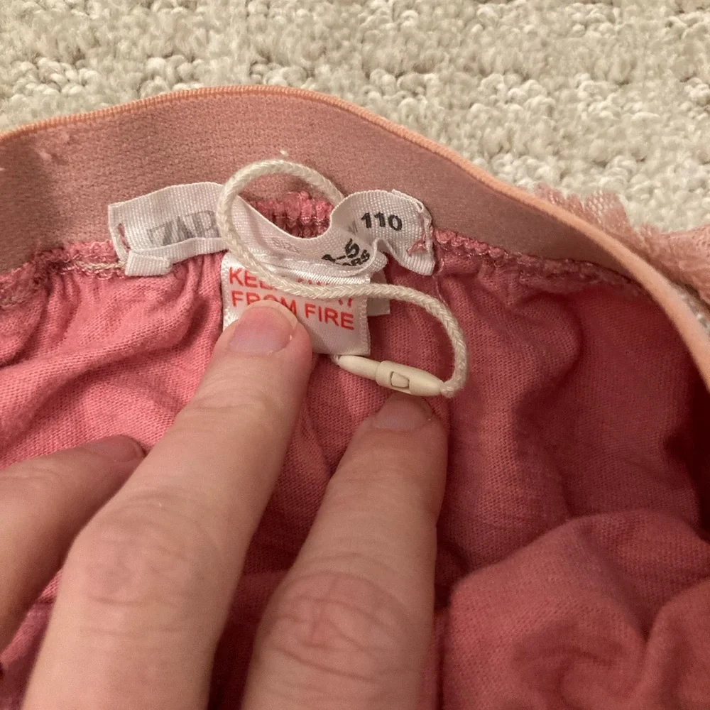 Zara Pink Girls Tutu size 4-5 - Picture 2 of 3